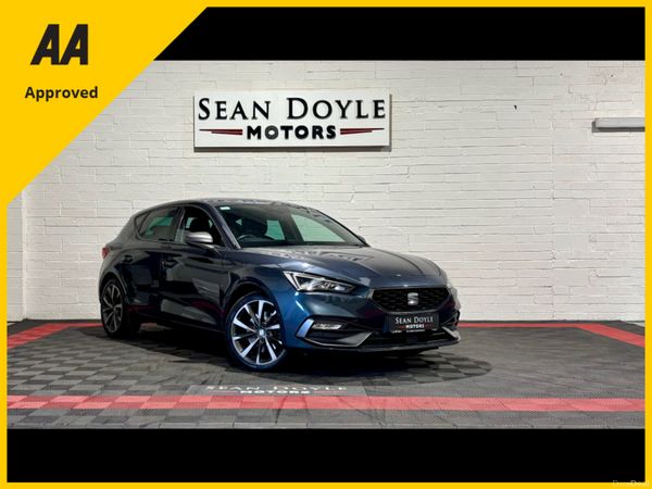 SEAT Leon Hatchback, Petrol Hybrid, 2021, Grey