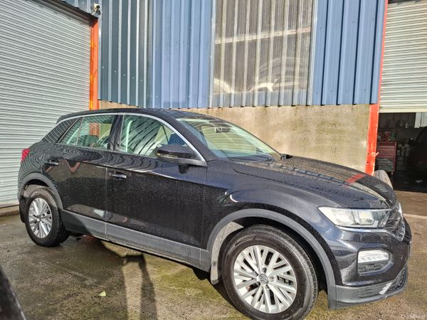 Volkswagen T-Roc SUV, Diesel, 2019, Black