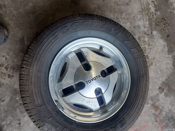 Toyota Corolla Hatchback, Petrol, 1984, Red