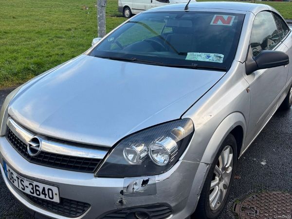 Opel Astra Convertible, Petrol, 2006, Silver