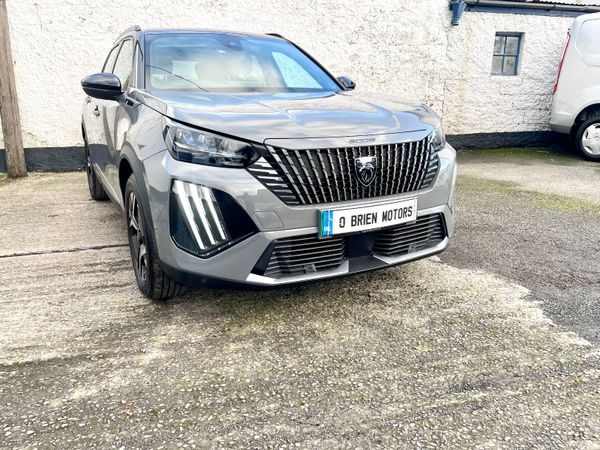 Peugeot 2008 SUV, Electric, 2024, Grey