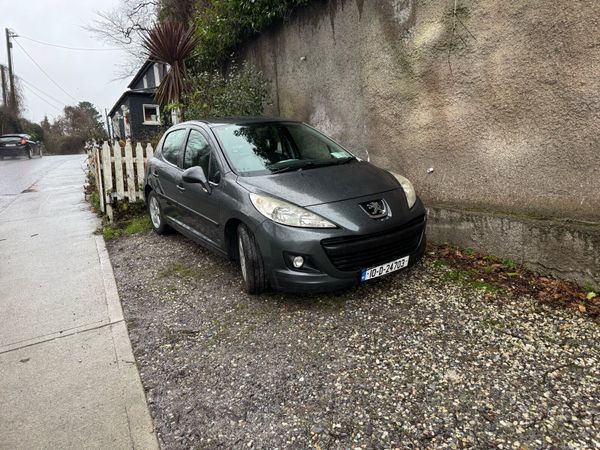 Peugeot 207 Hatchback, Diesel, 2010, Grey