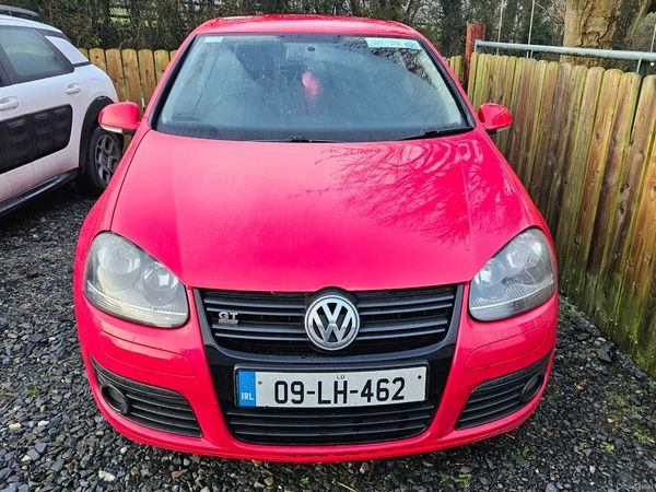 Volkswagen Golf Hatchback, Petrol, 2009, Red
