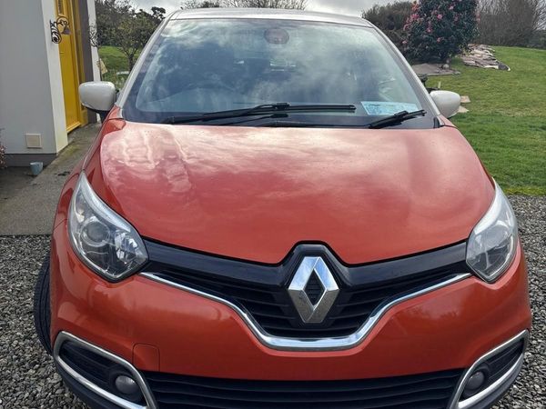 Renault Captur Hatchback, Diesel, 2014, Orange