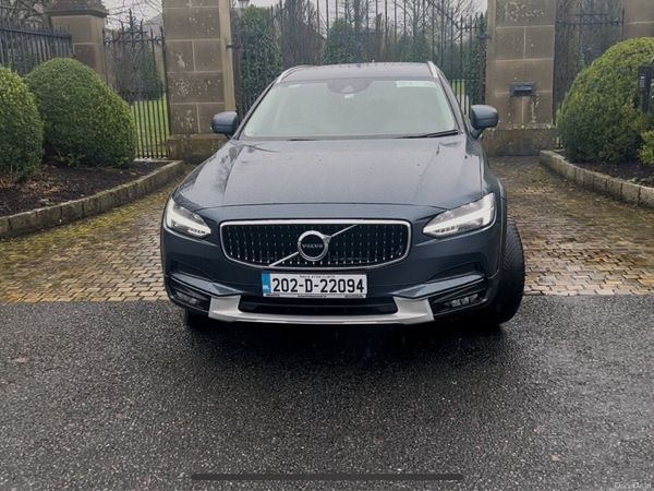 Volvo V90 Estate, Diesel, 2020, Blue