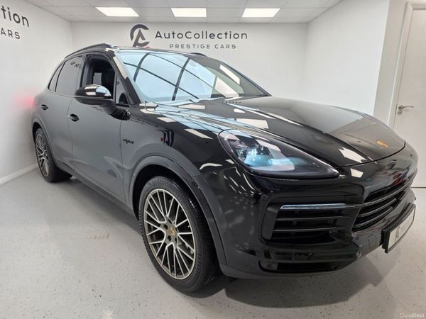 Porsche Cayenne SUV, Petrol Plug-in Hybrid, 2023, Black