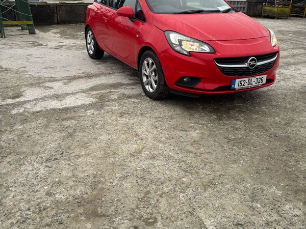Opel Corsa Hatchback, Petrol, 2015, Red