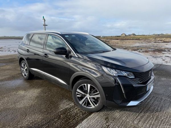 Peugeot 5008 MPV, Diesel, 2023, Black