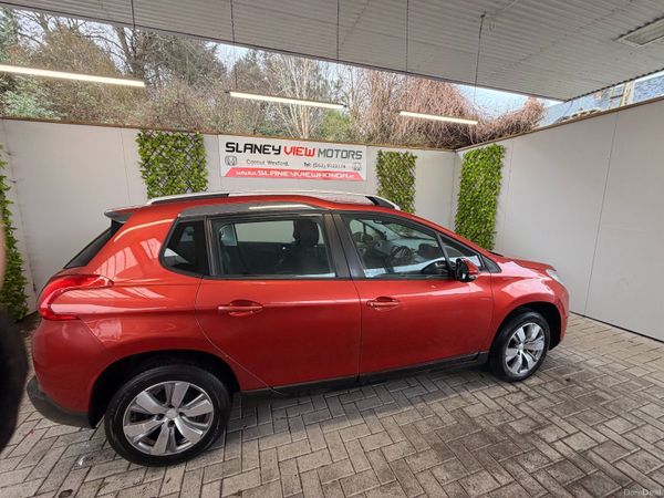 Peugeot 2008 SUV, Petrol, 2016, Red