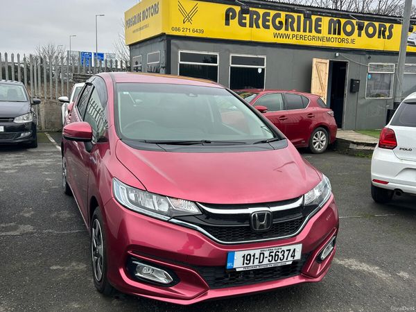 Honda Fit Hatchback, Petrol Hybrid, 2019, Red