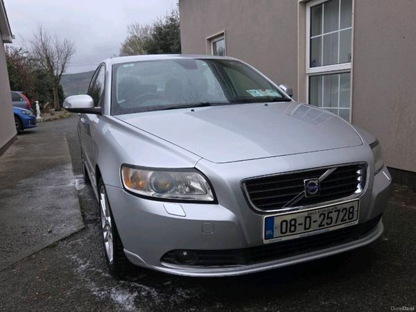 Volvo S40 Saloon, Ethanol Petrol, 2008, Silver