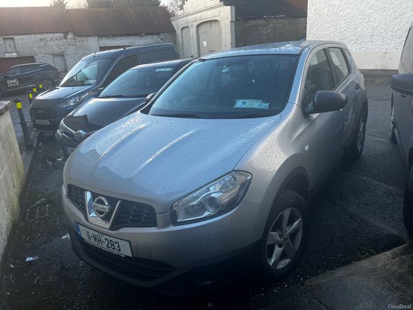 Nissan Qashqai Hatchback, Diesel, 2011, Silver