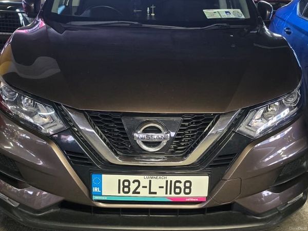 Nissan Qashqai MPV, Petrol, 2018, Brown