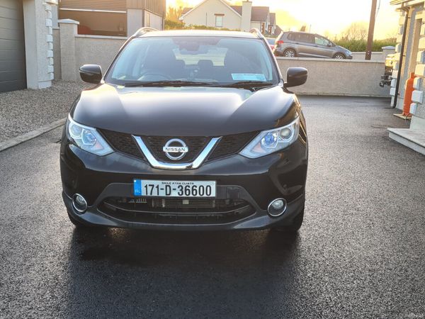 Nissan Qashqai SUV, Diesel, 2017, Black