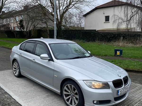 BMW 3-Series Saloon, Diesel, 2010, Silver