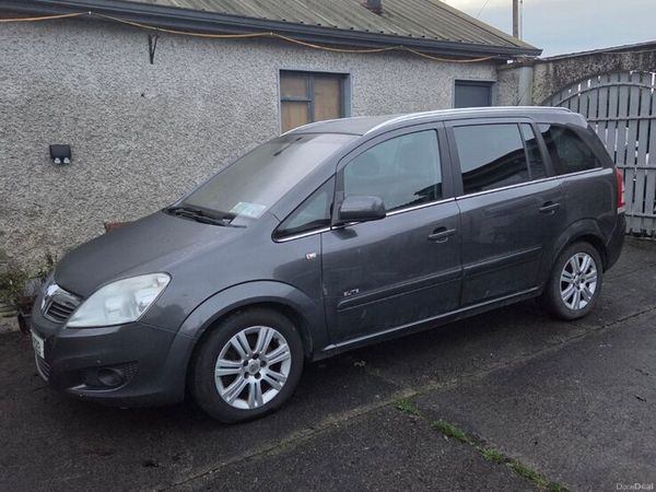 Vauxhall Zafira MPV, Diesel, 2011, Grey