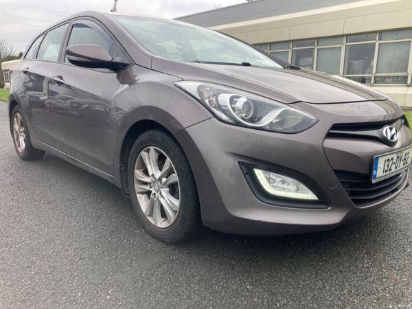 Hyundai i30 Estate/Jeep, Diesel, 2013, Bronze