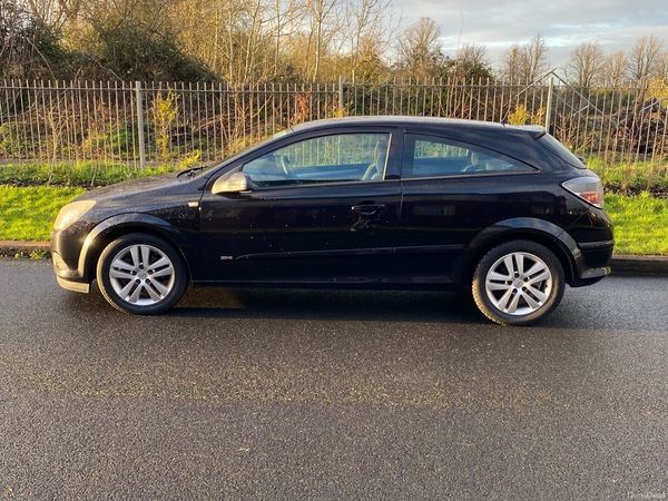 Opel Astra Hatchback, Petrol, 2007, Black
