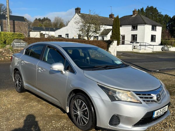 Toyota Avensis Saloon, Diesel, 2014, Silver