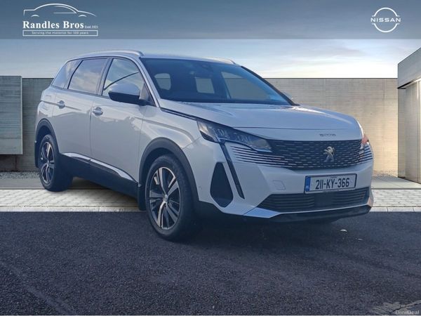 Peugeot 5008 MPV, Diesel, 2021, White