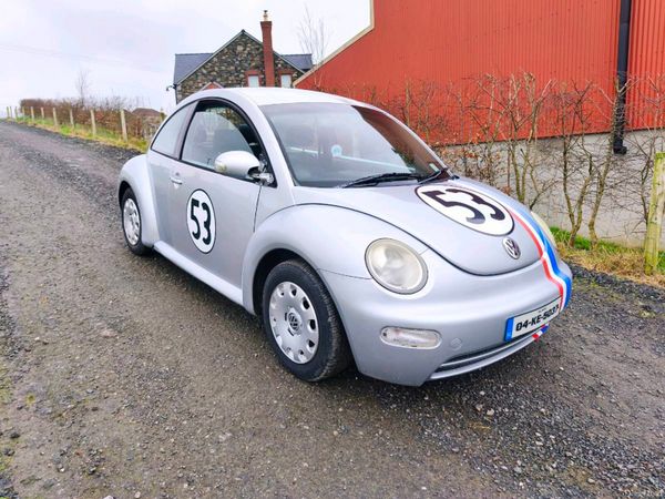Volkswagen Beetle Hatchback, Petrol, 2004, Silver
