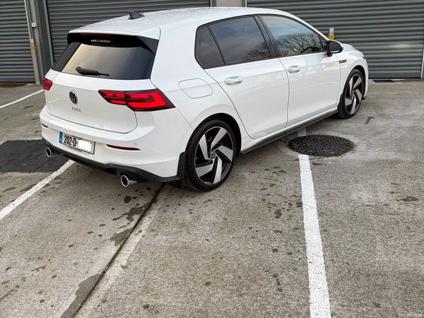 Volkswagen Golf Hatchback, Petrol, 2020, White