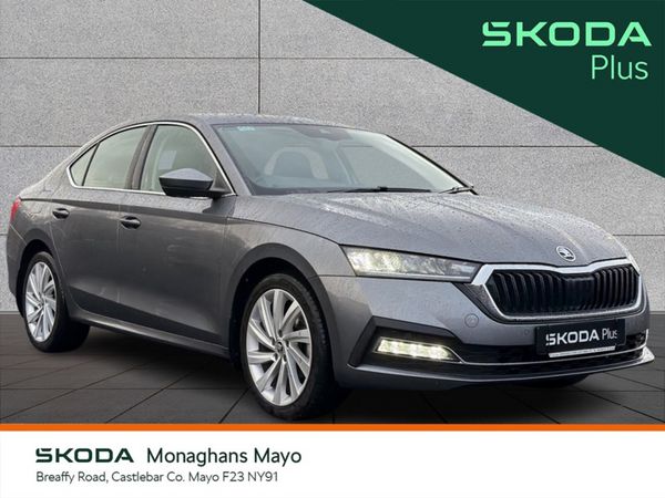 Skoda Octavia Saloon, Diesel, 2023, Grey