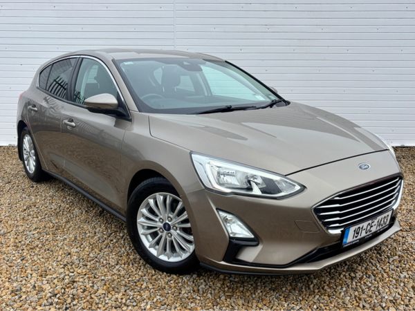 Ford Focus Hatchback, Diesel, 2019, Grey