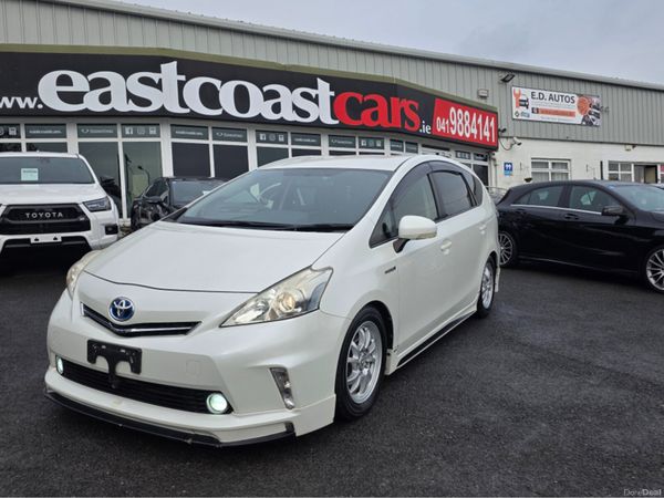 Toyota Prius MPV, Petrol Hybrid, 2014, White