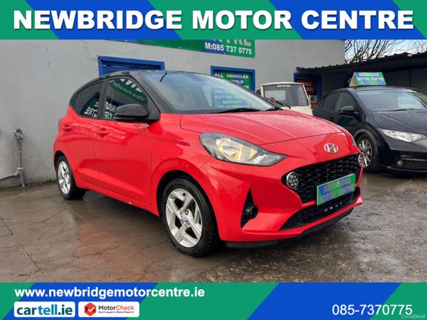 Hyundai i10 Hatchback, Petrol, 2021, Red