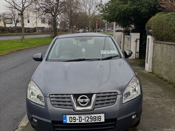 Nissan Qashqai Hatchback, Petrol, 2009, Grey