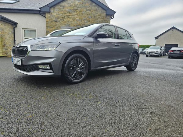 Skoda Fabia Hatchback, Petrol, 2022, Grey