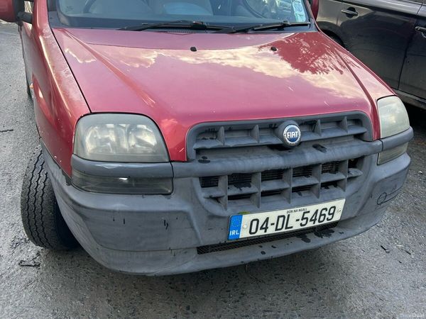 Fiat Doblo MPV, Diesel, 2004, Red