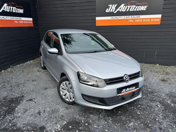 Volkswagen Polo Hatchback, Petrol, 2012, Silver