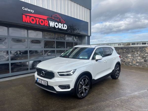 Volvo XC40 SUV, Petrol Plug-in Hybrid, 2021, White