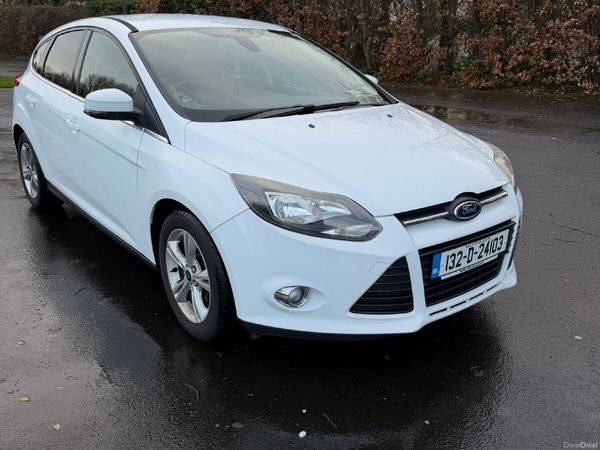 Ford Focus Hatchback, Petrol, 2013, White