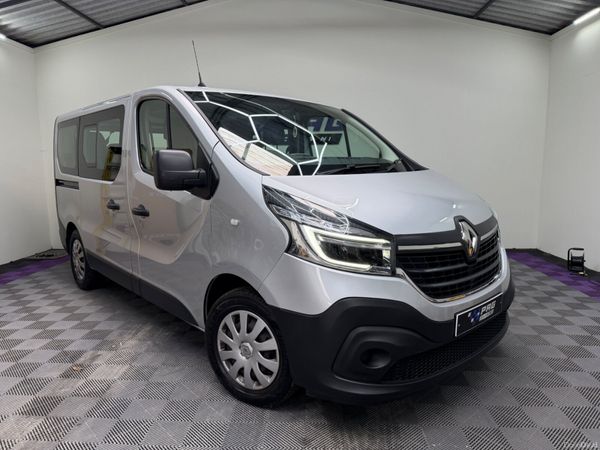 Renault Trafic MPV, Diesel, 2021, Silver