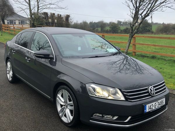 Volkswagen Passat Saloon, Diesel, 2014, Grey