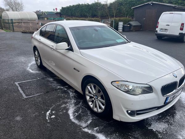 BMW 5-Series Saloon, Diesel, 2011, White