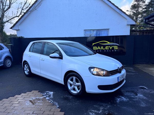Volkswagen Golf Hatchback, Petrol, 2012, White