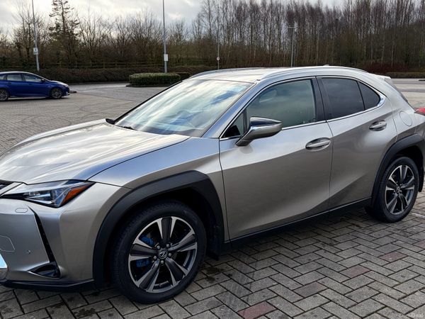 Lexus UX Estate, Petrol Hybrid, 2019, Silver