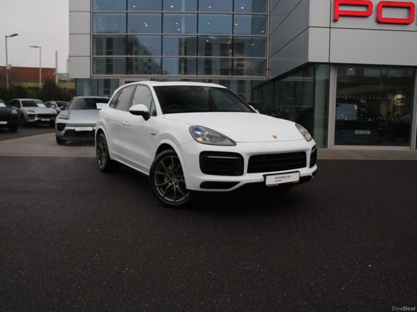 Porsche Cayenne SUV, Petrol Plug-in Hybrid, 2020, White