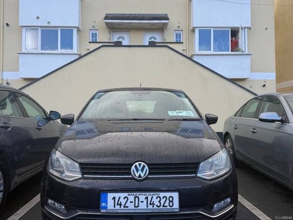 Volkswagen Polo Hatchback, Petrol, 2014, Black