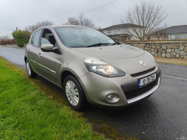 Renault Clio Hatchback, Ethanol Petrol, 2010, Gold