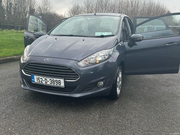 Ford Fiesta Hatchback, Petrol, 2015, Blue