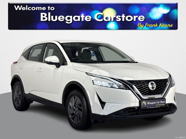 Nissan Qashqai MPV, Petrol, 2022, White