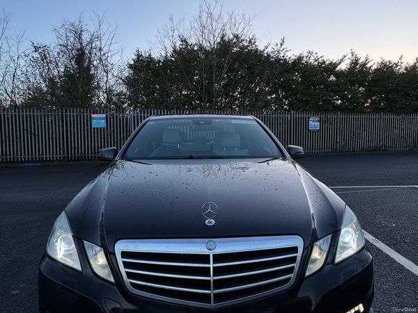 Mercedes-Benz E-Class Saloon, Diesel, 2009, Black