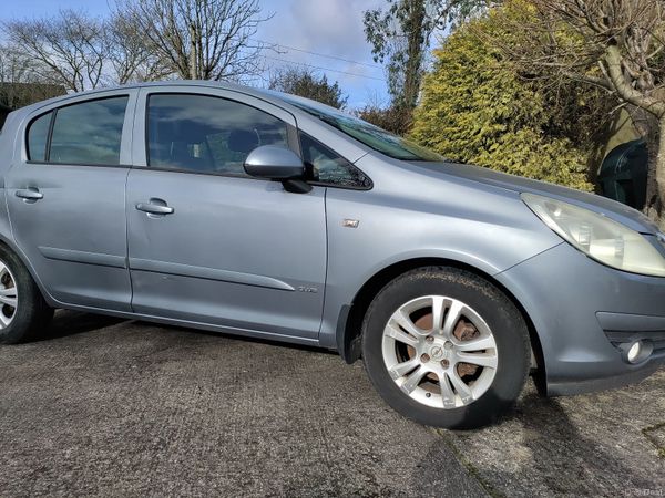 Opel Corsa Hatchback, Petrol, 2008, Silver