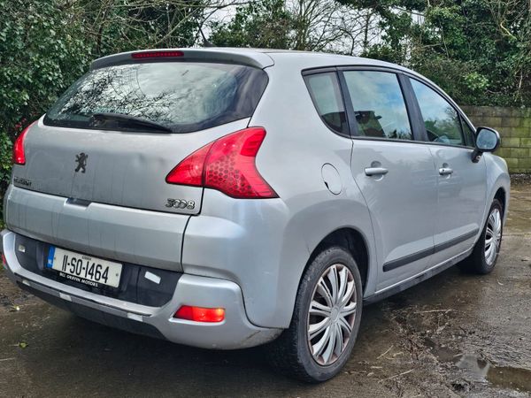 Peugeot 3008 MPV, Diesel, 2011, Silver