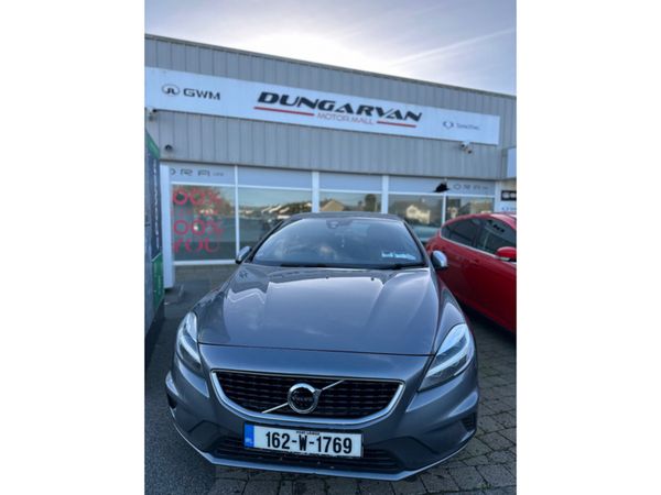 Volvo V40 Hatchback, Diesel, 2016, Grey